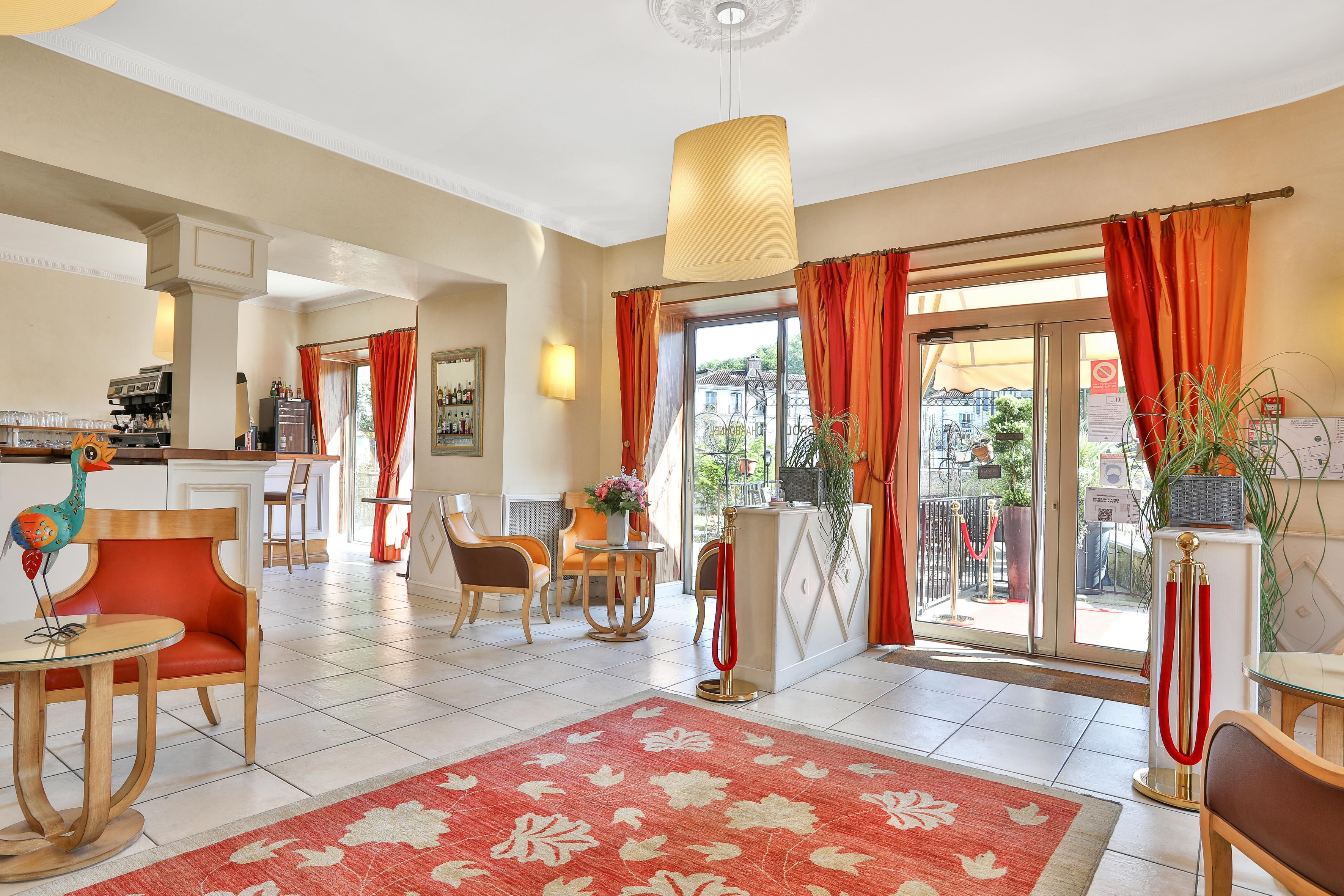 Hotel Restaurant Charbonnel Brantome Luaran gambar