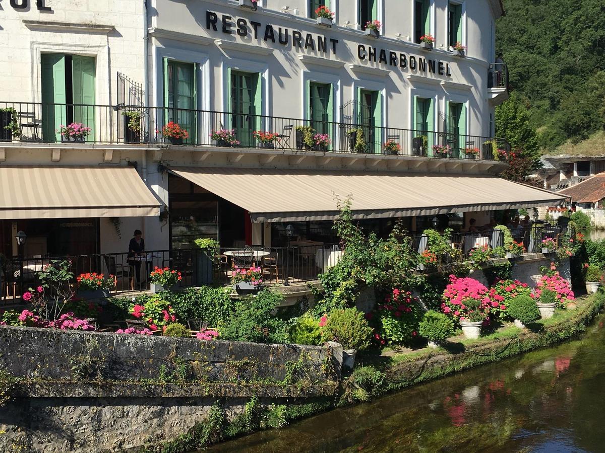 Hotel Restaurant Charbonnel Brantome Luaran gambar